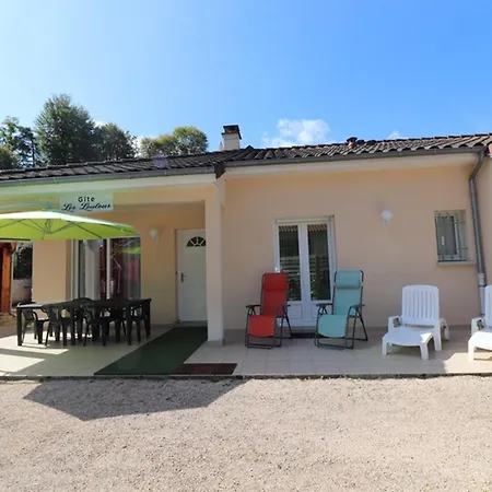 Holiday home Gite Au Bord Du Lac De Saint-etienne Cantales Avec Piscine, Jardin Clos Et Acces Activites Nautiques. - Fr-1-742-255 *